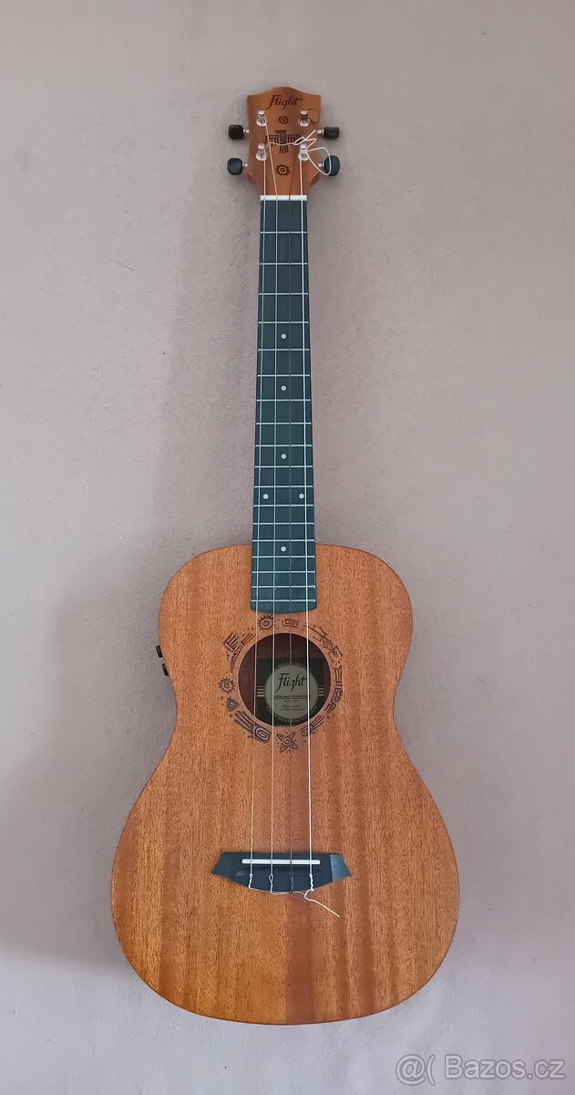 Ukulele Flight DUB 38 MAH Soundwave