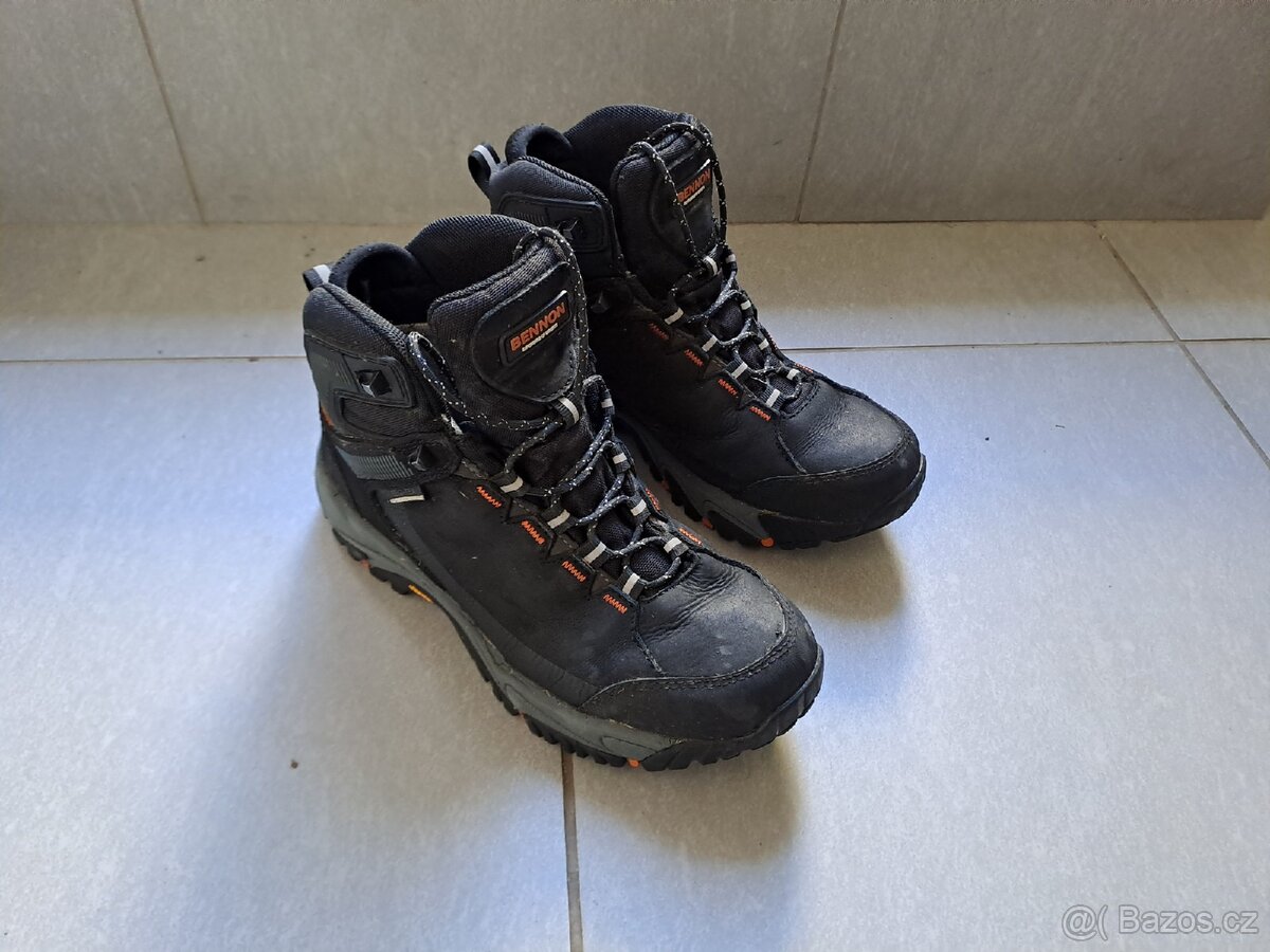 Kvalitní české boty Bennon - SUPER STAV