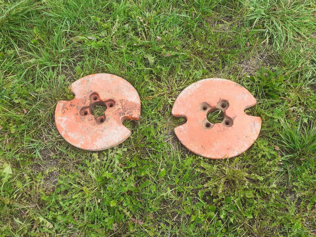 Zetor 3011 přední závaží