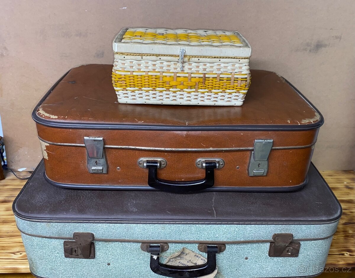 Kufry 60-70 léta + šperkovnice