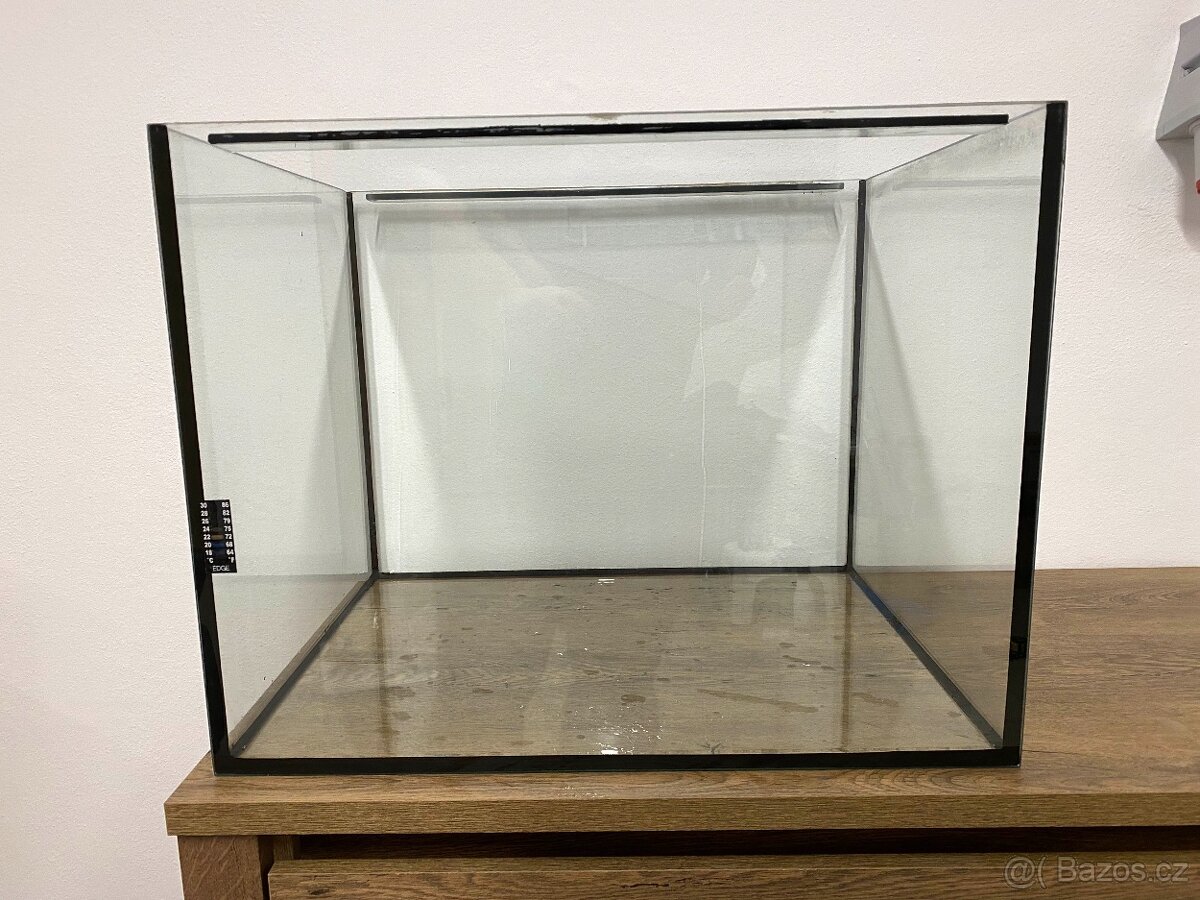 Akvarium 82,4 Litrů rozměry 51,5 x 40 x 40 cm