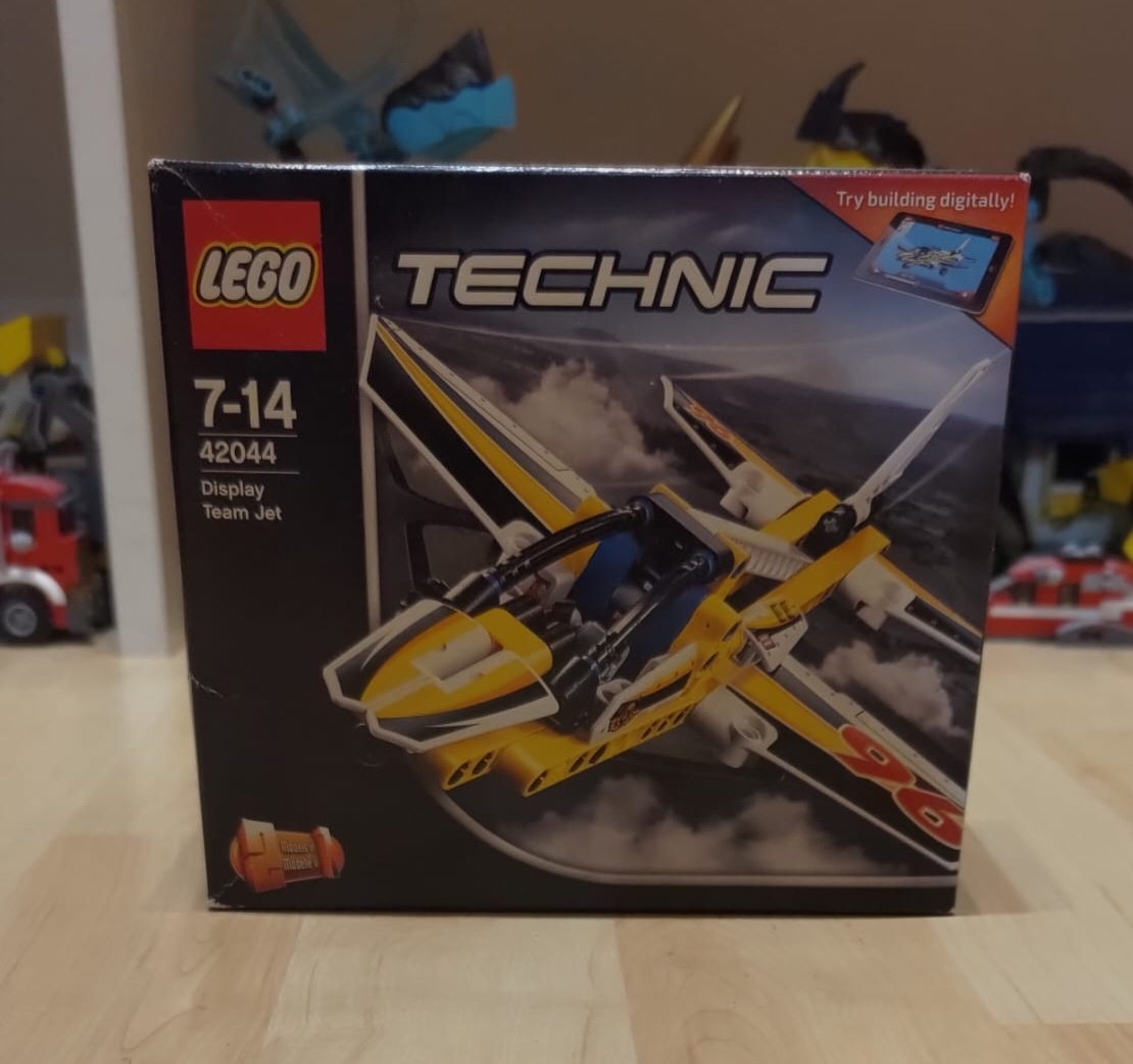NOVÉ Lego Technic 42044 Display Team Jet -stíhačka