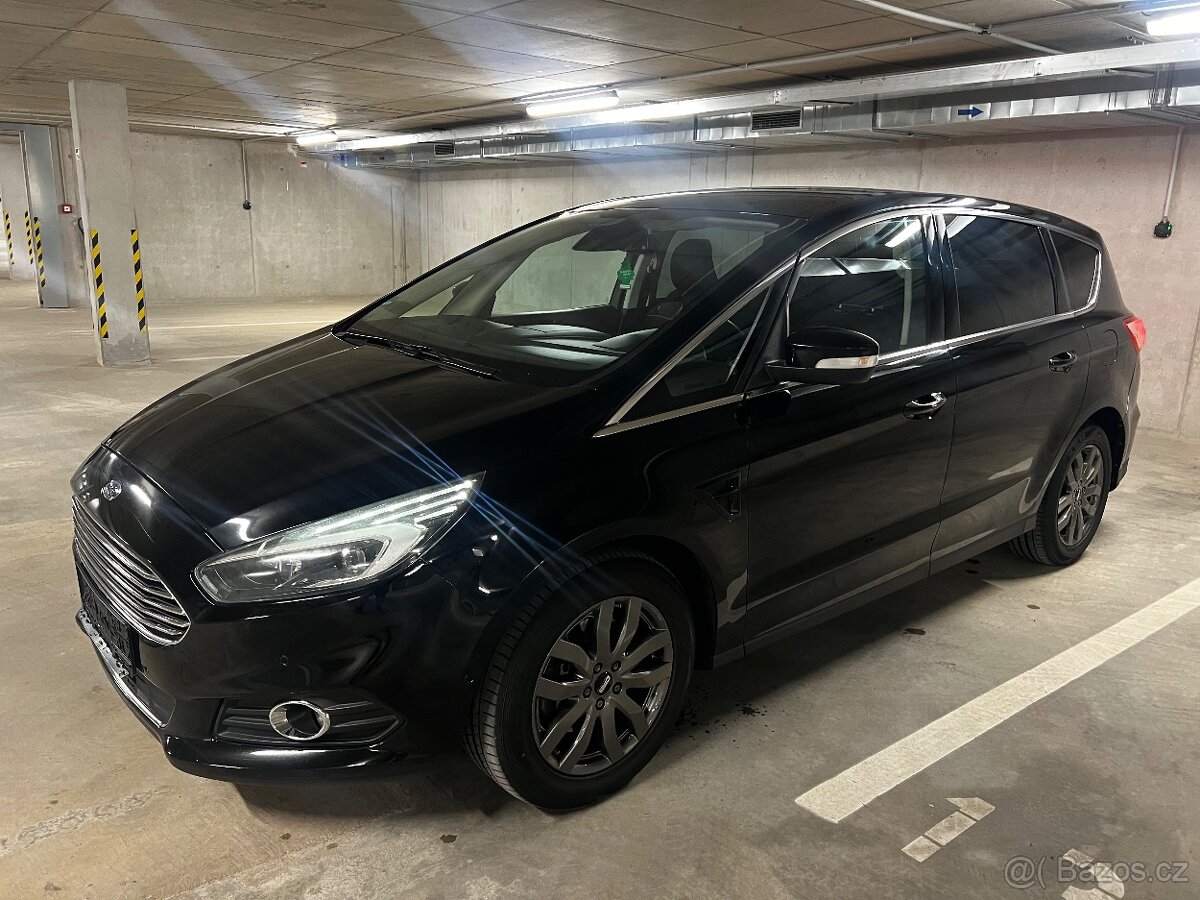 Ford S-Max Titanium / tažné, nová STK
