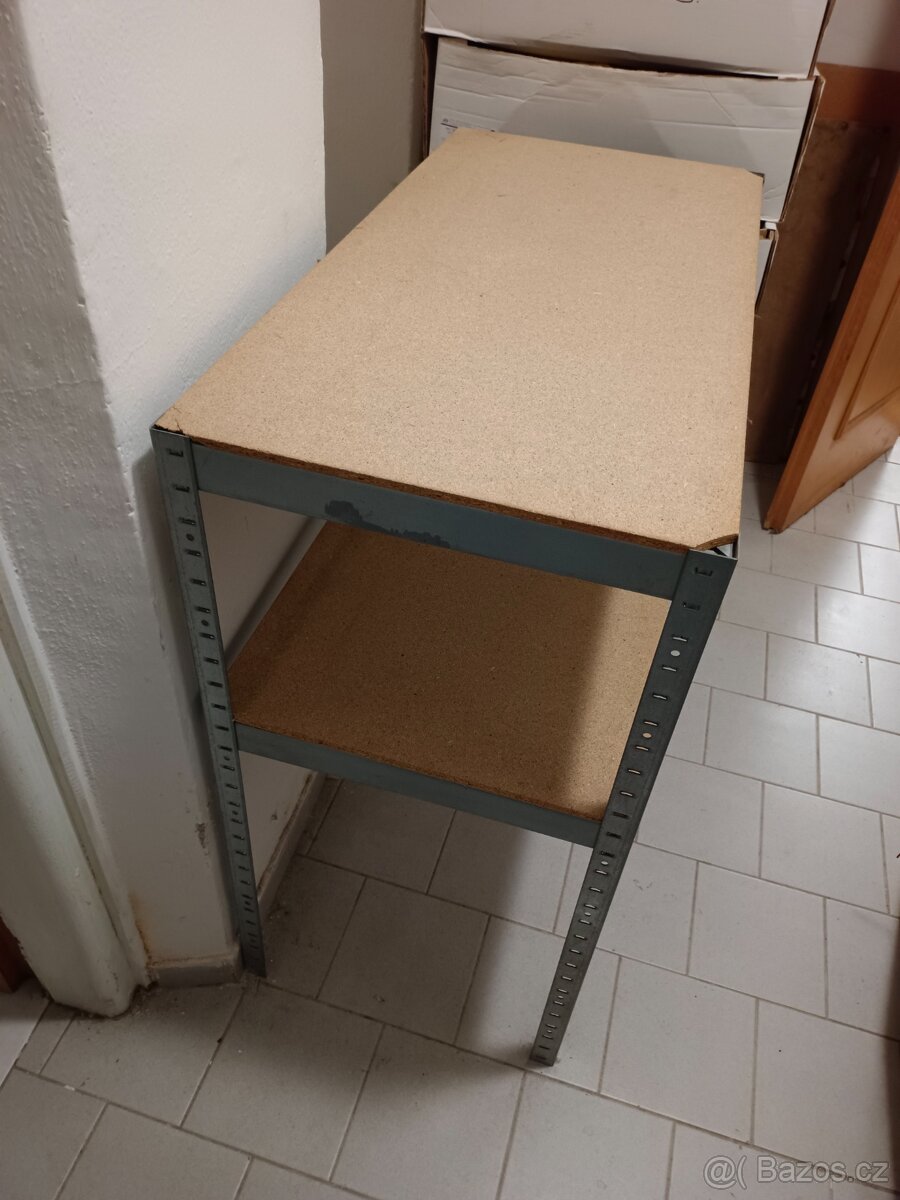 Regál, super stav