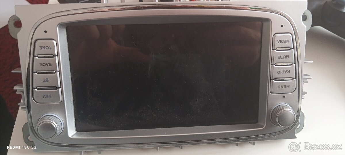 Auto radio pro forda