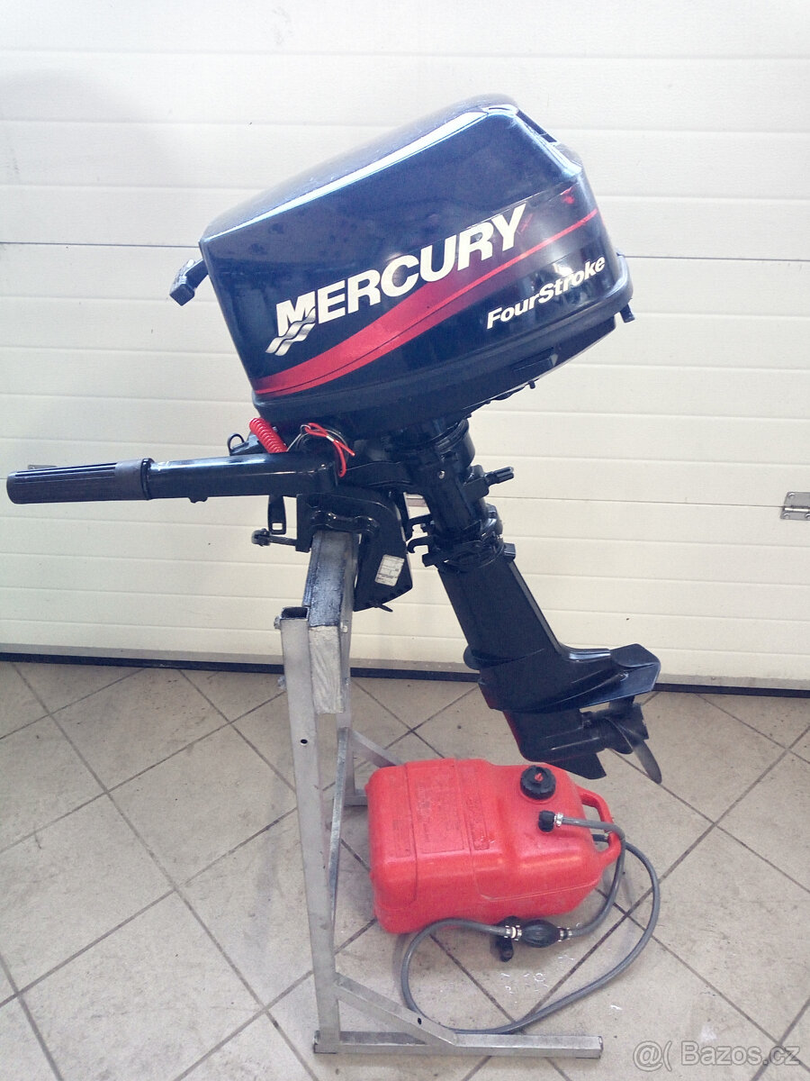 Lodní motor Mercury 5 4t s krátkou nohou výborný stav