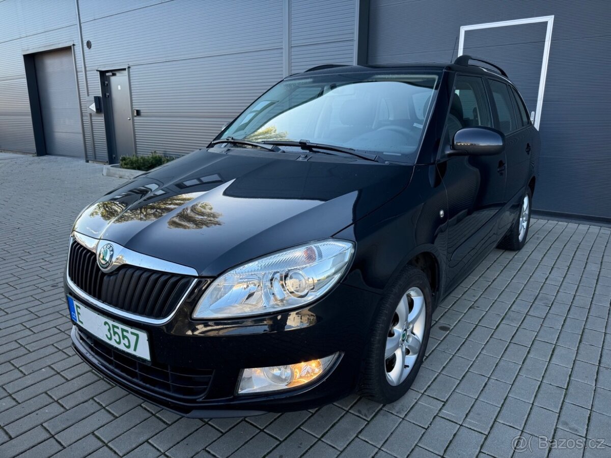 Škoda Fabia II 1.2 TSI / 63kW / 2011 / DIGI KLIMA / SENZORY