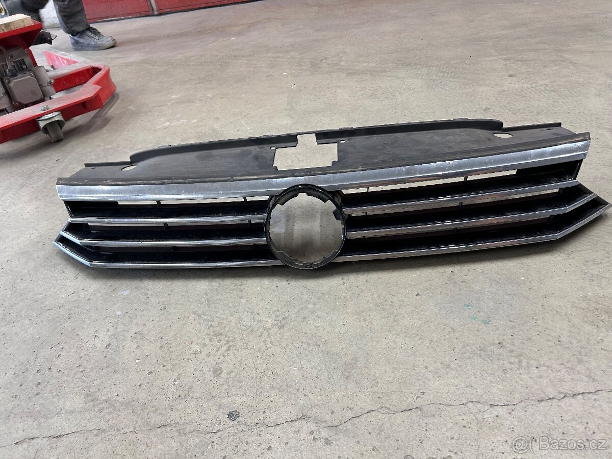 VW Passat 3G0853671
