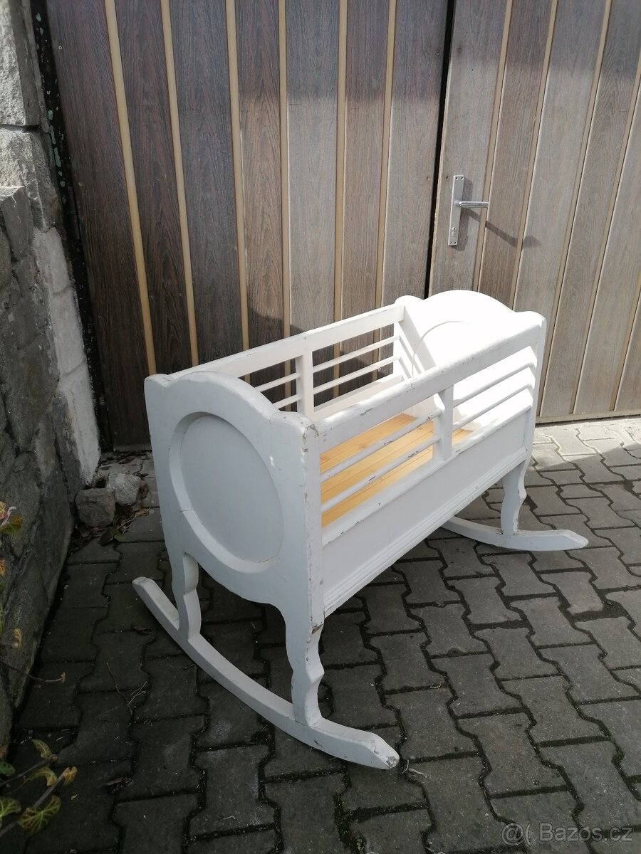 Kolébka bílá pro miminko