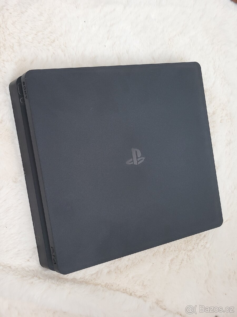 Playstation 4 slim 1tb a 24 her