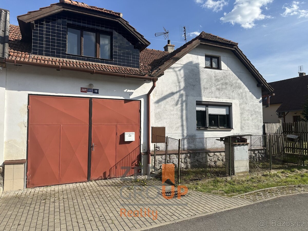 Prodej rodinné domu o rozloze 274 m2, ulice Nechvalická, Prč