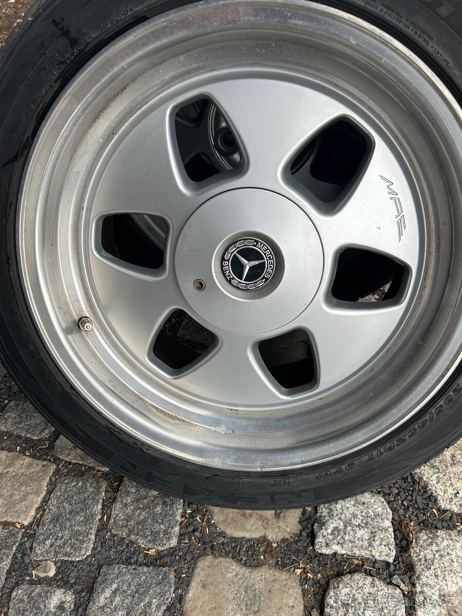 Alu kola