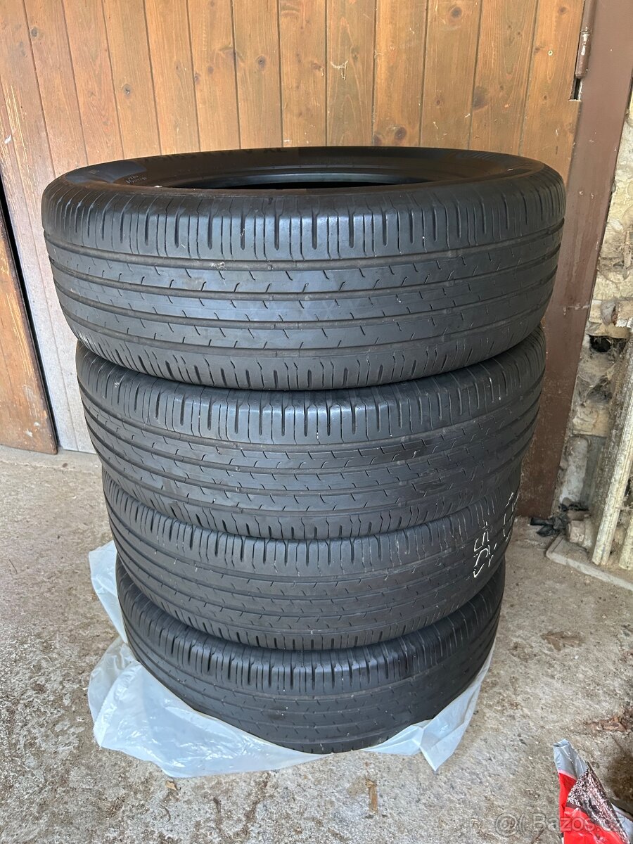 Letní pneu 215/65 r17 Continental