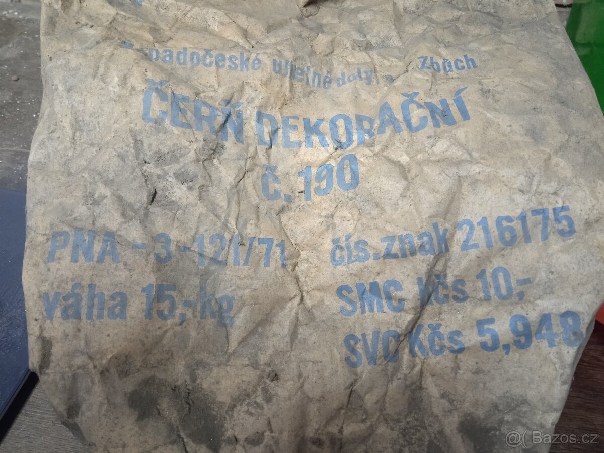 Prodám dekorační čerň č.190.
