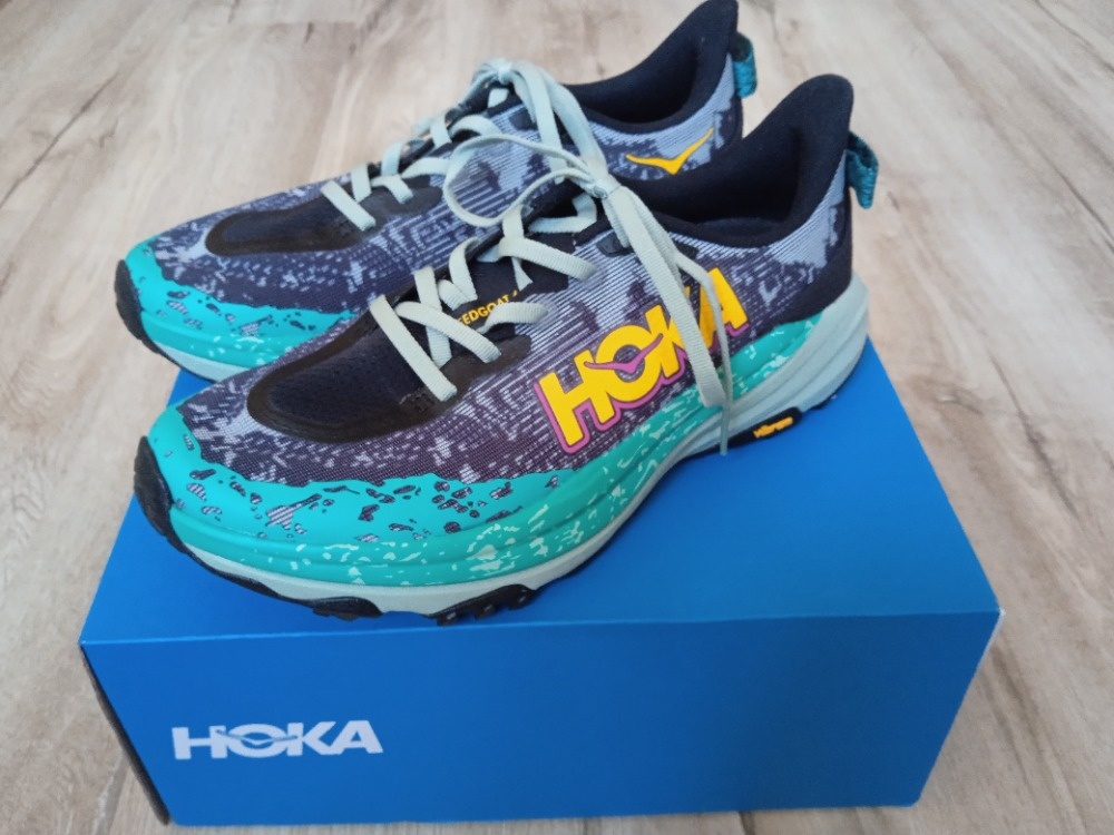 Hoka speedgoat 6