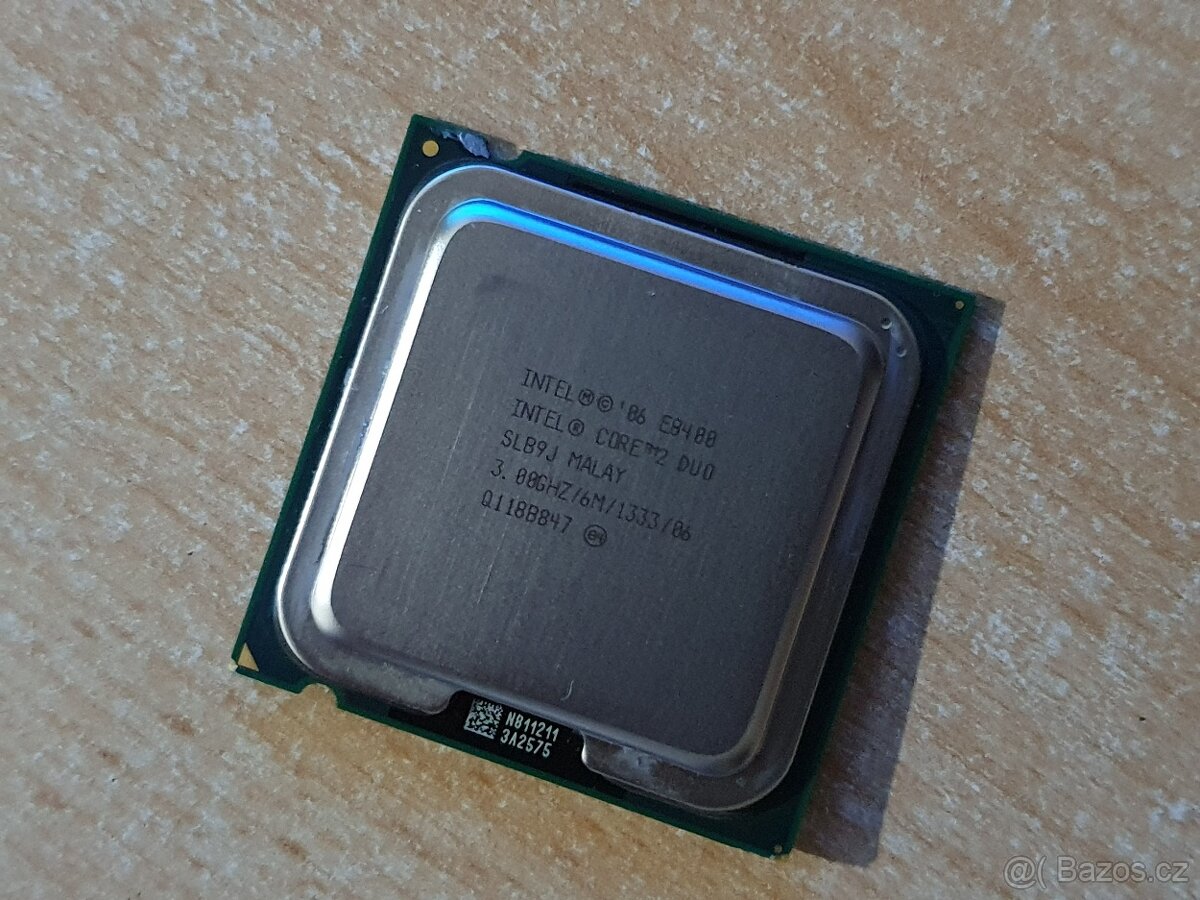 Intel Core2 Duo E8400 @ 3.00GHz