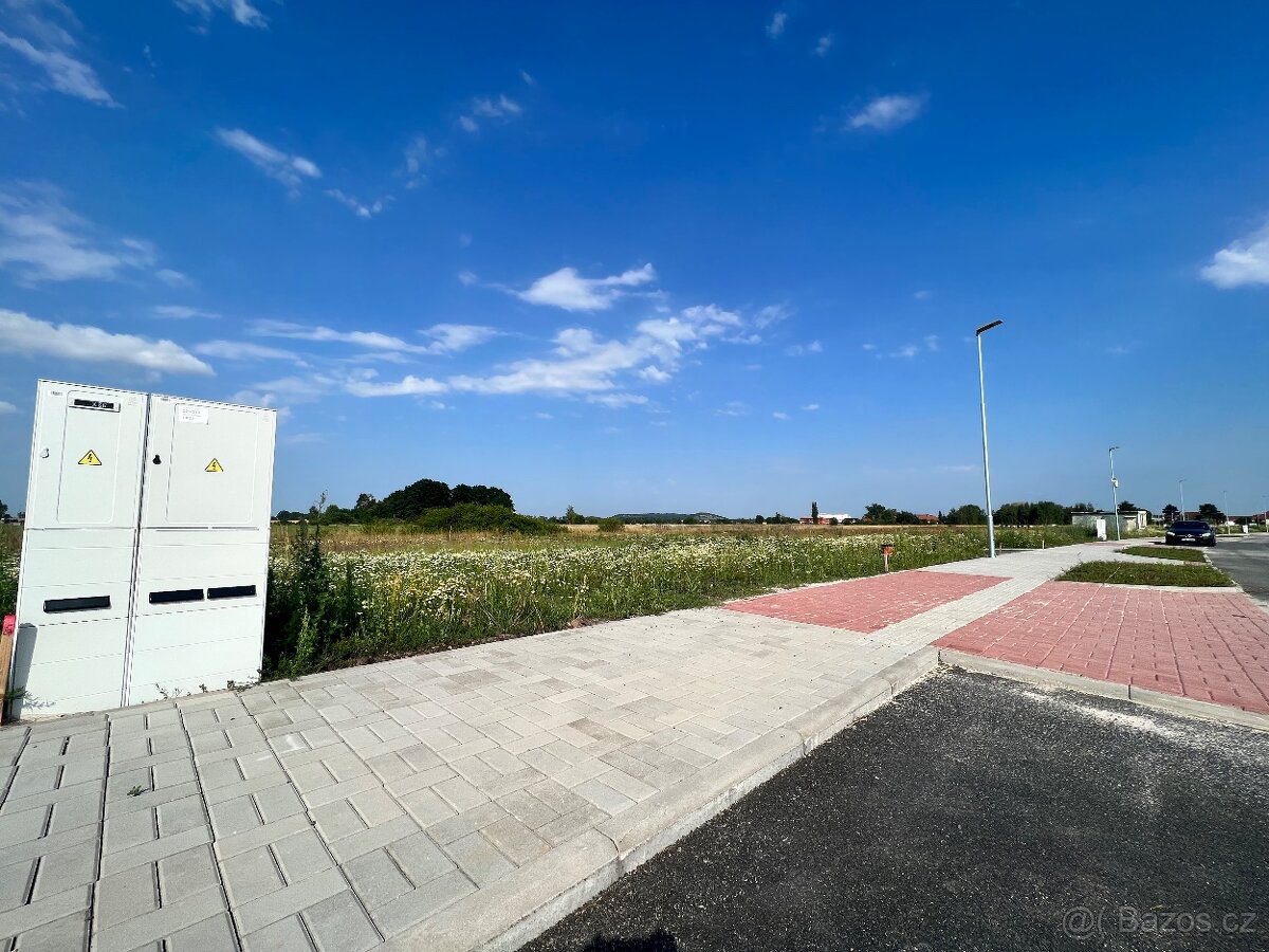 Poděbrady Slunný stavební pozemek 619m2 na okraji Poděbrad
