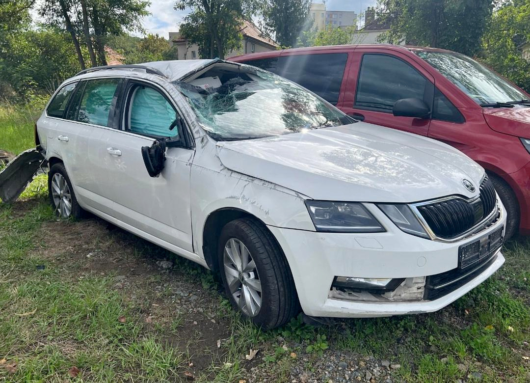 Vůz na díly Škoda Octavia 3 FL kombi 2018 CPWA SEH LF9E