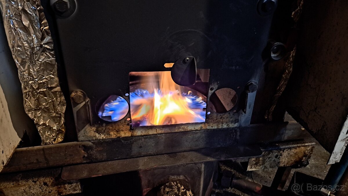 Teplovodní kotel na vyjetý olej