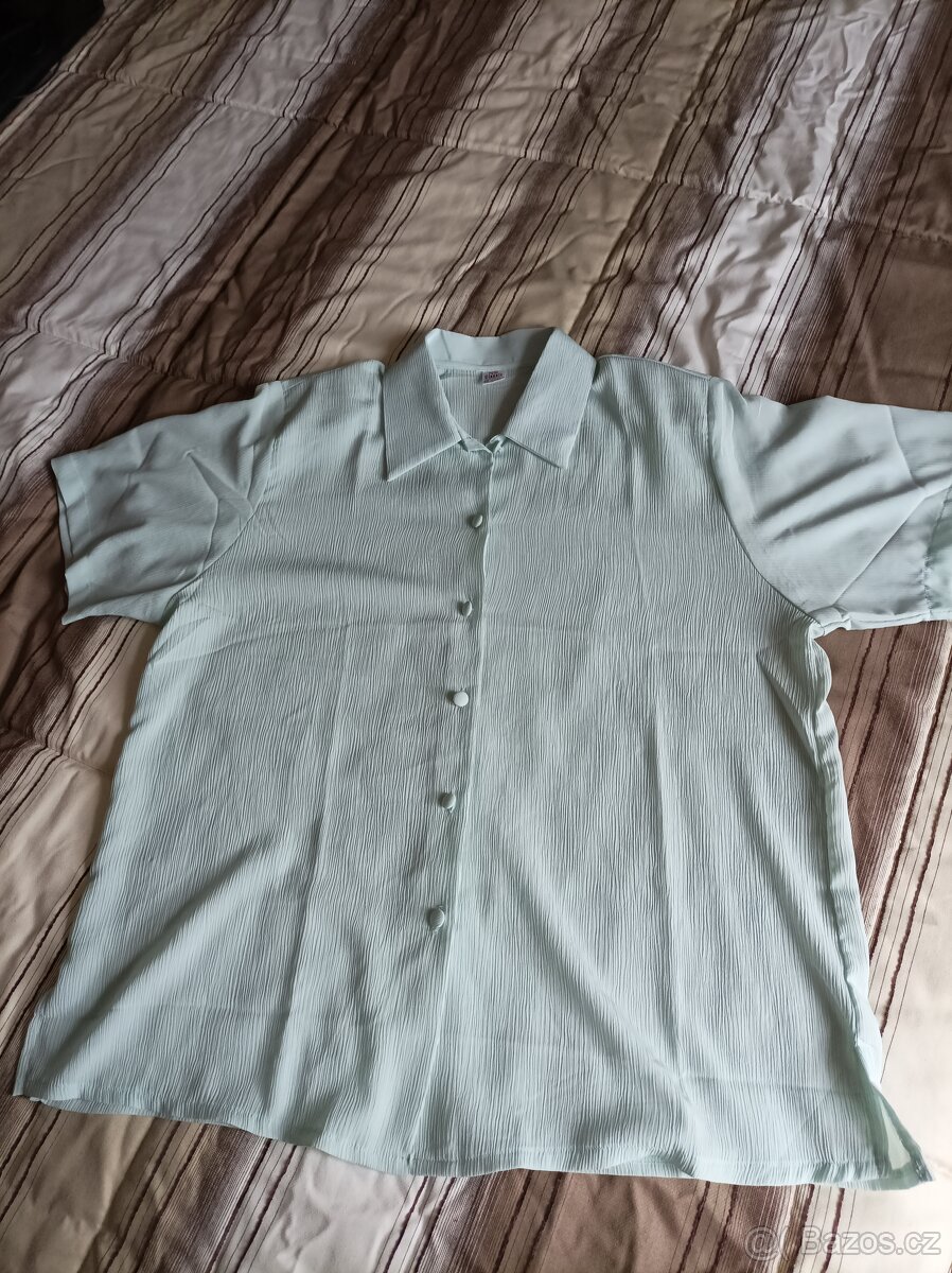 Dámská halenka nadměrné velikosti XXXL