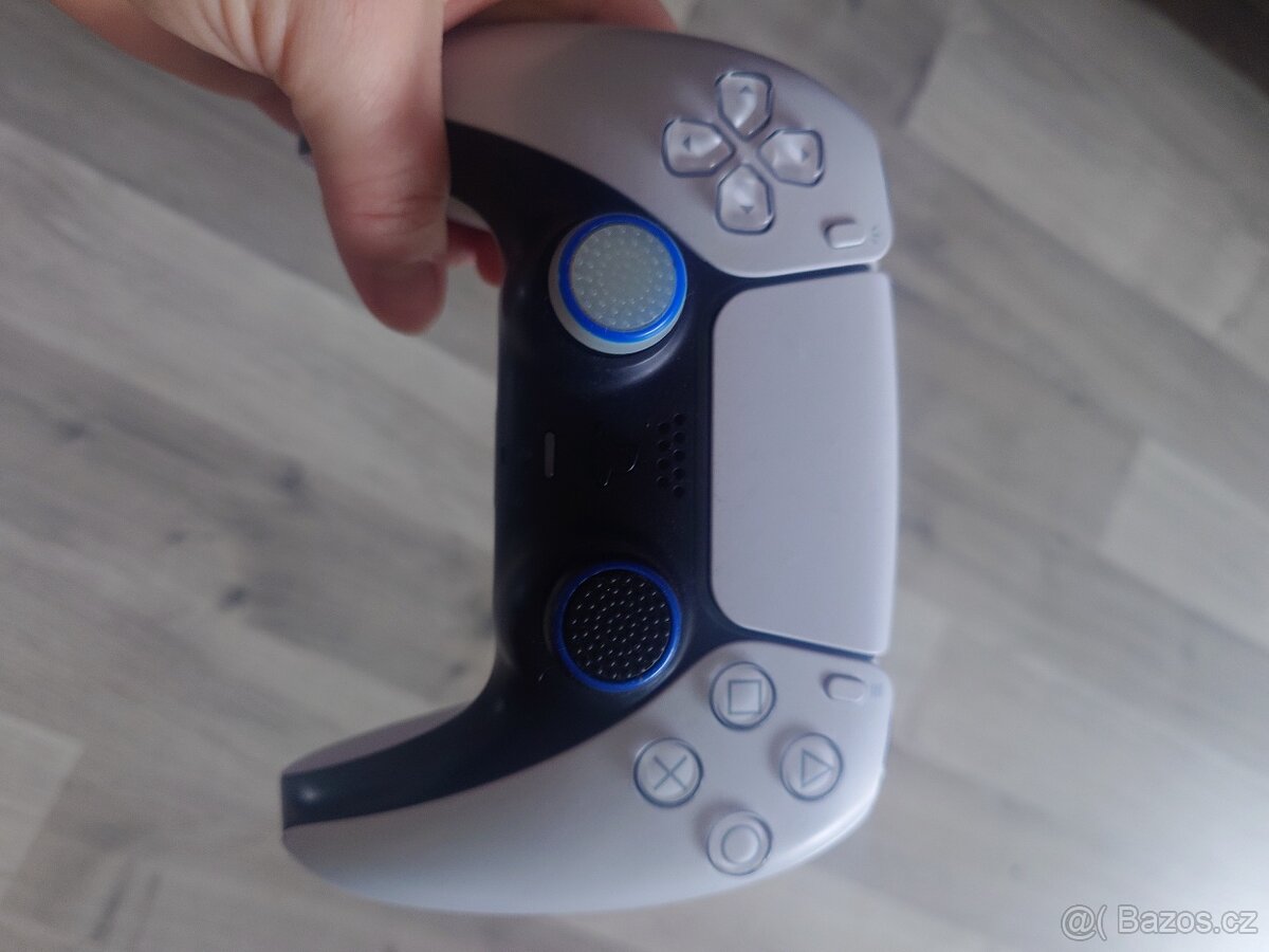 Playstation 5 s mechanikou