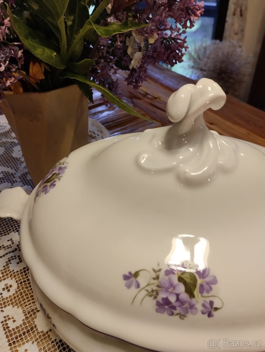 Nová polévková mísa