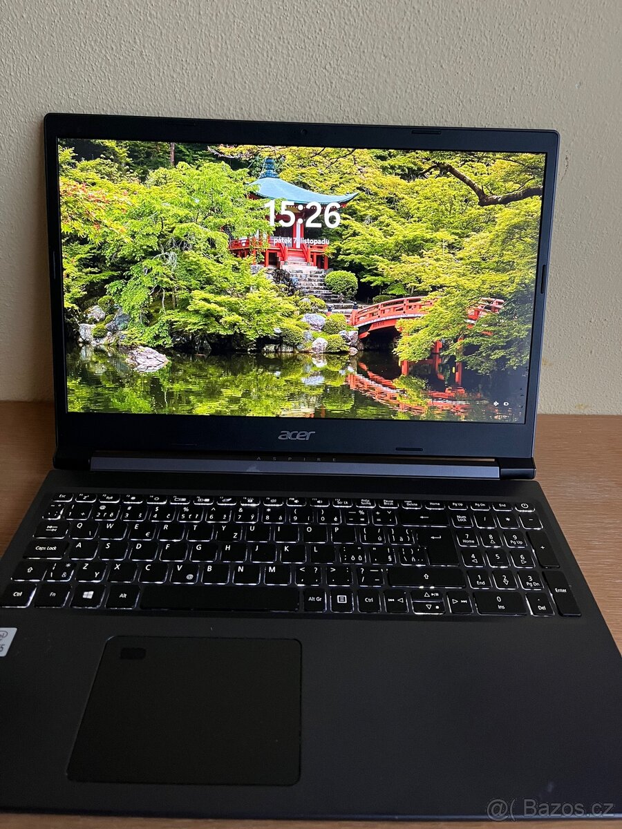 Acer Aspire 7 (A715-75G)