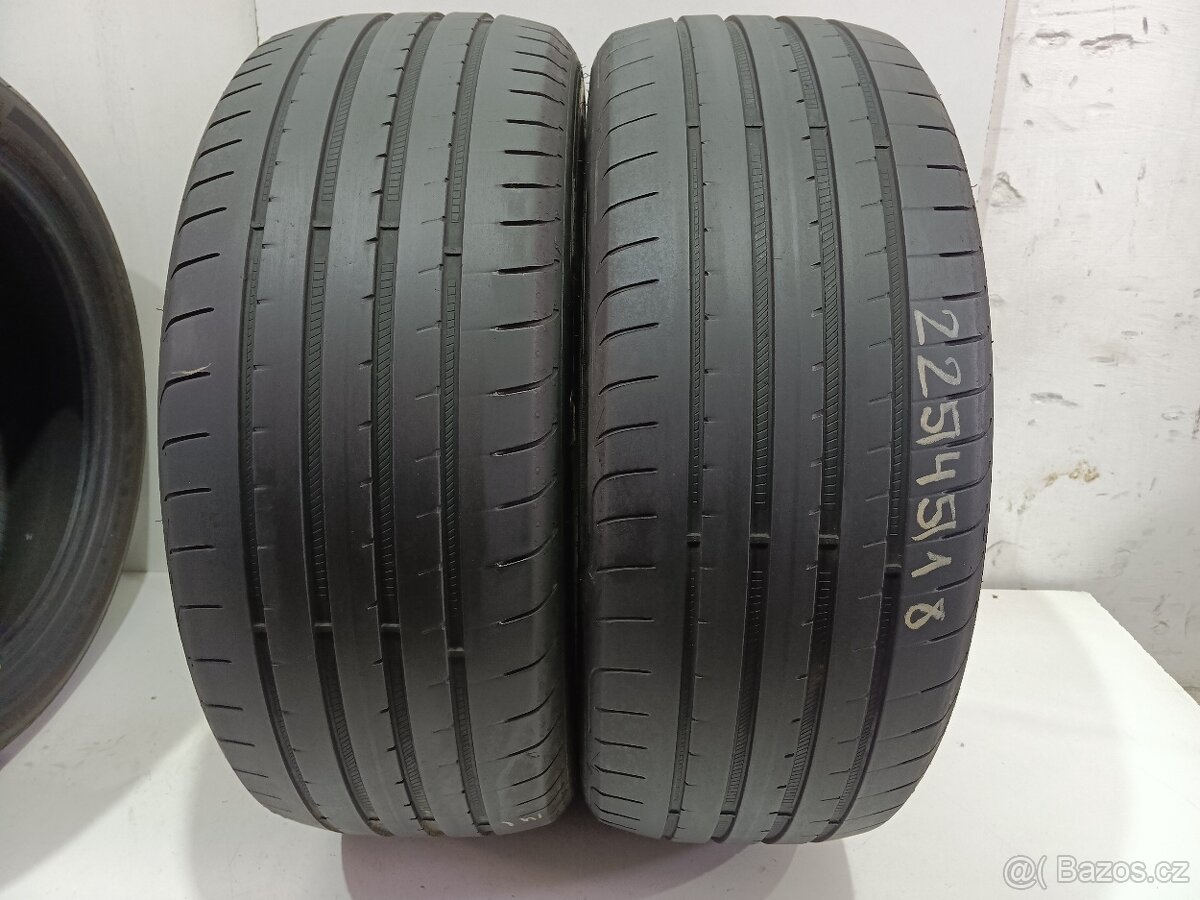 2ks letní pneu 225/45/18 GoodYear