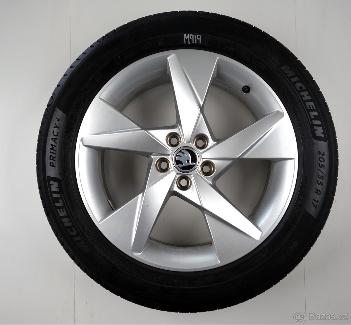 Škoda Kamiq - Originání 17" alu kola - Letní pneu