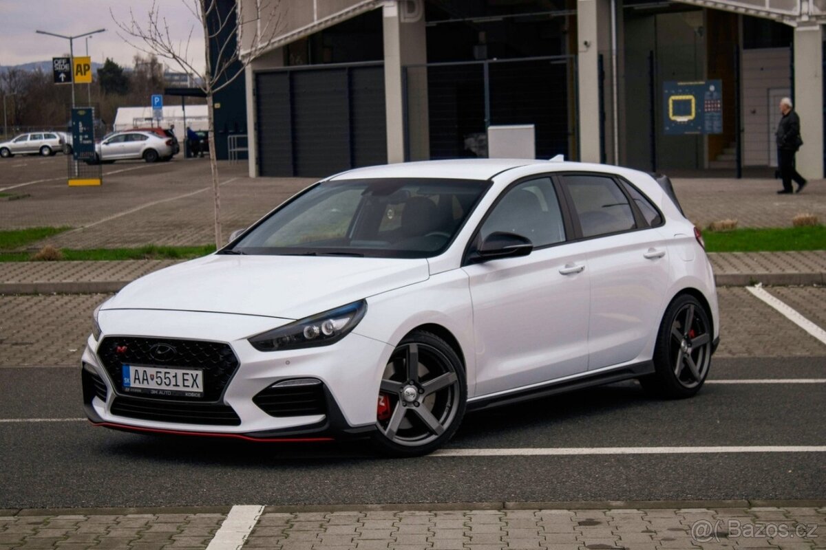 Hyundai i30 i30N 2.0 T-GDi N Performance / Bielé