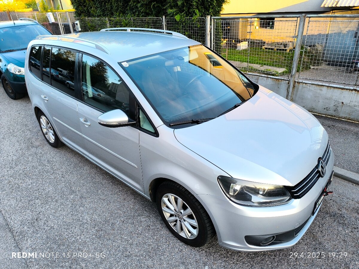 Volkswagen Touran 7 míst 2.0tdi