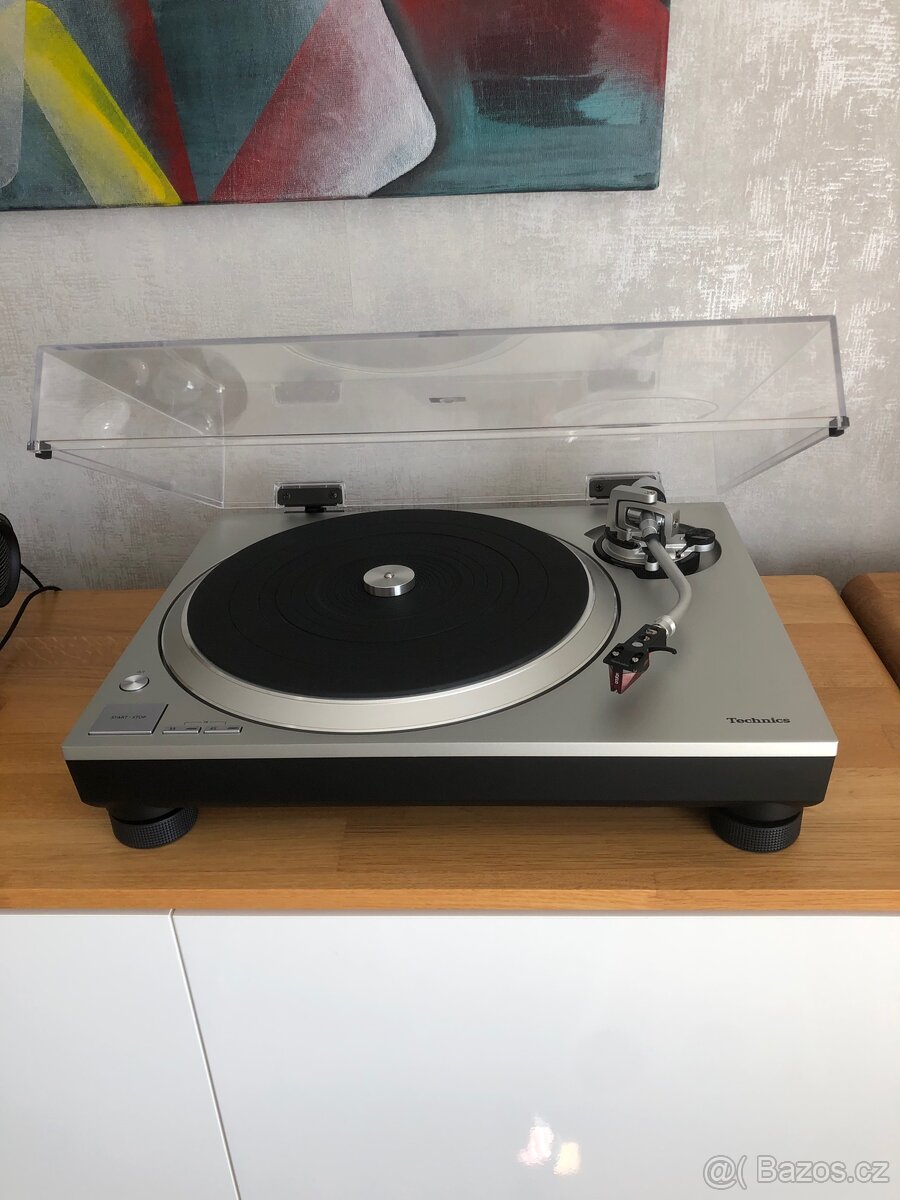 Gramofon Technics SL - 1500 C
