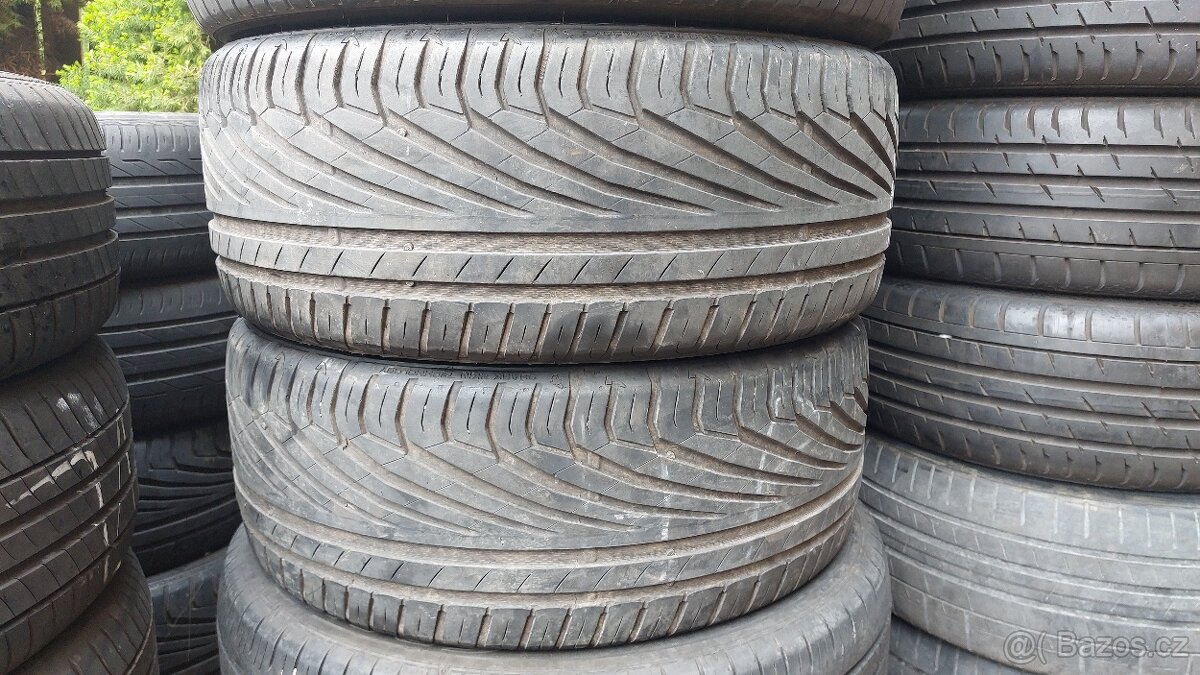 Pneu letní, 2 ks, rozměr 235/45/18, 98Y, zn. UNIROYAL
