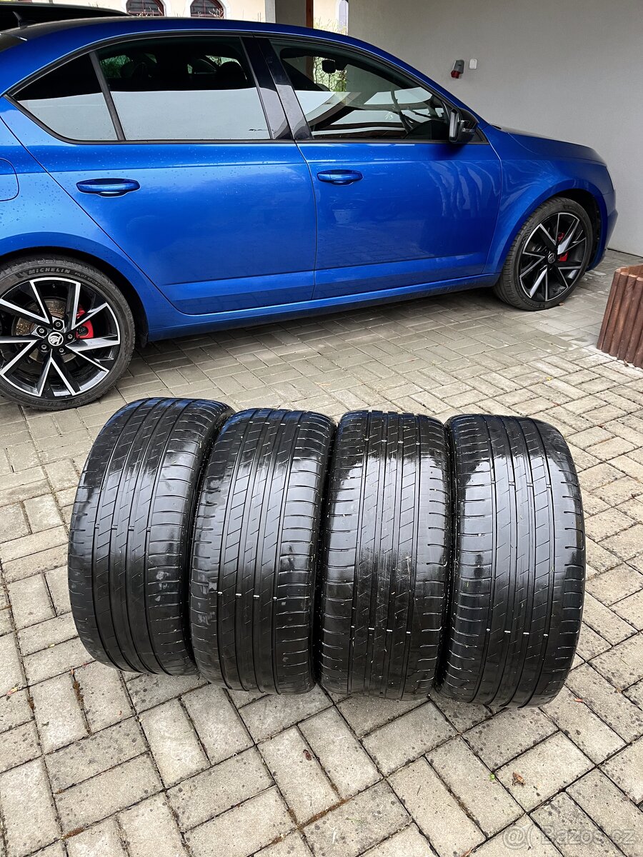 Letní pneumatiky GOODYEAR 225/40/R18/92W