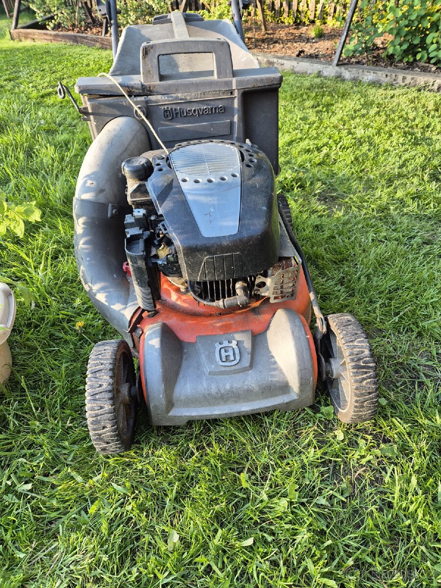 Sekačka Husqvarna