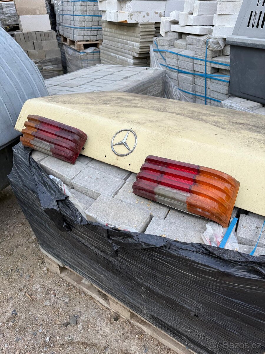 Mercedes 115
