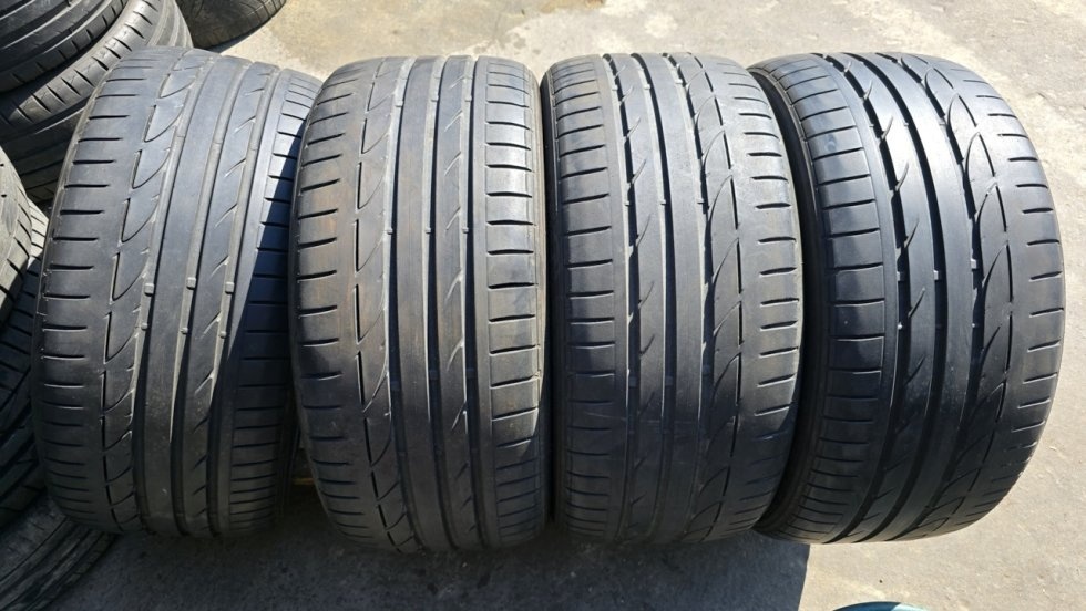 Letní pneu 245/40/18 Bridgestone