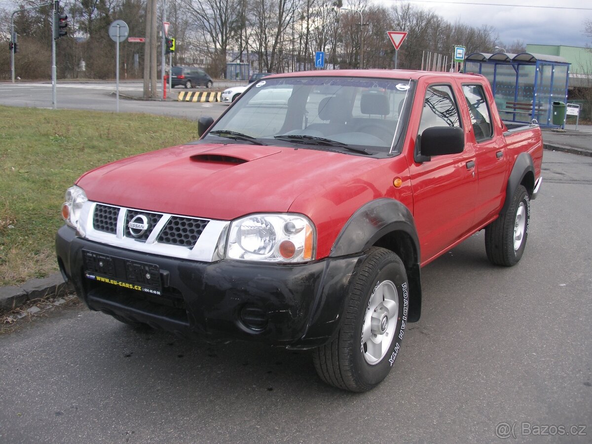 NISSAN NAVARA,2.5TD,98KW,4x4,BEZ KOROZE,TAŽNÉ ZAŘÍZENÍ