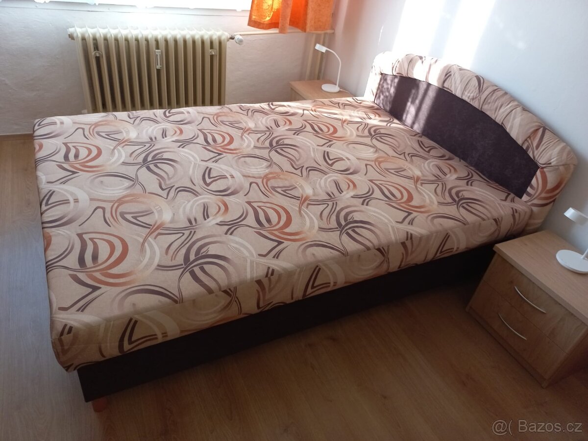 Postel 140 x 200 s úložným prostorem