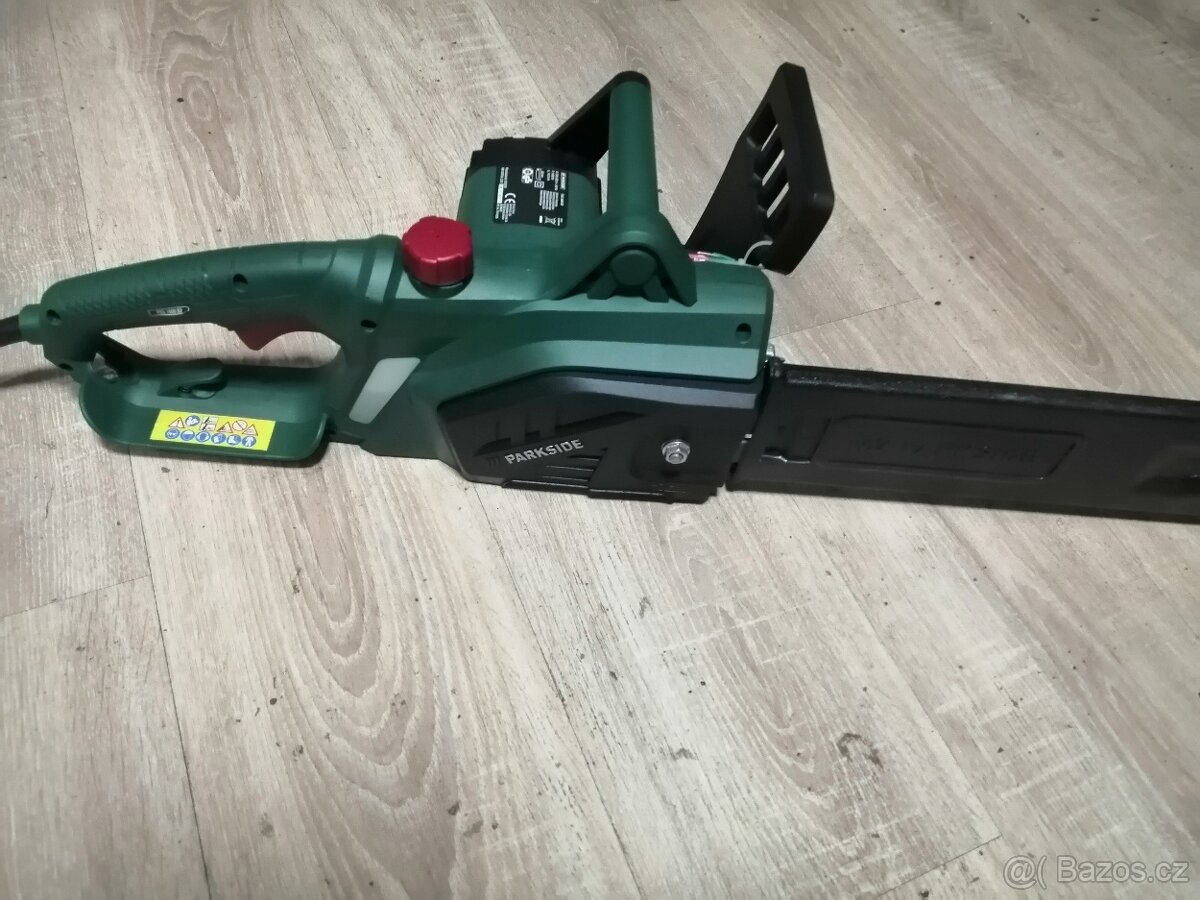 Parkside elektrická motorová pila na dřevo