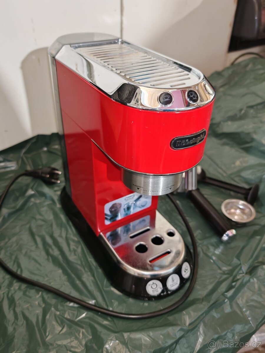 Kávovar De'Longhi Mini EC680.R