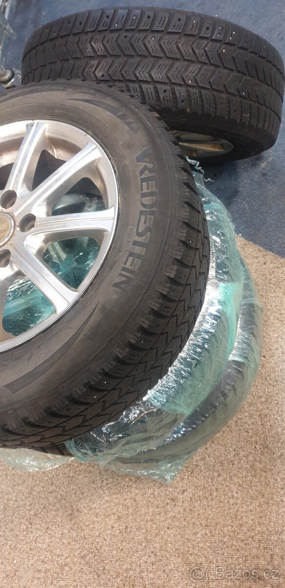 195/65 R15 na volkswagen sharan a jine