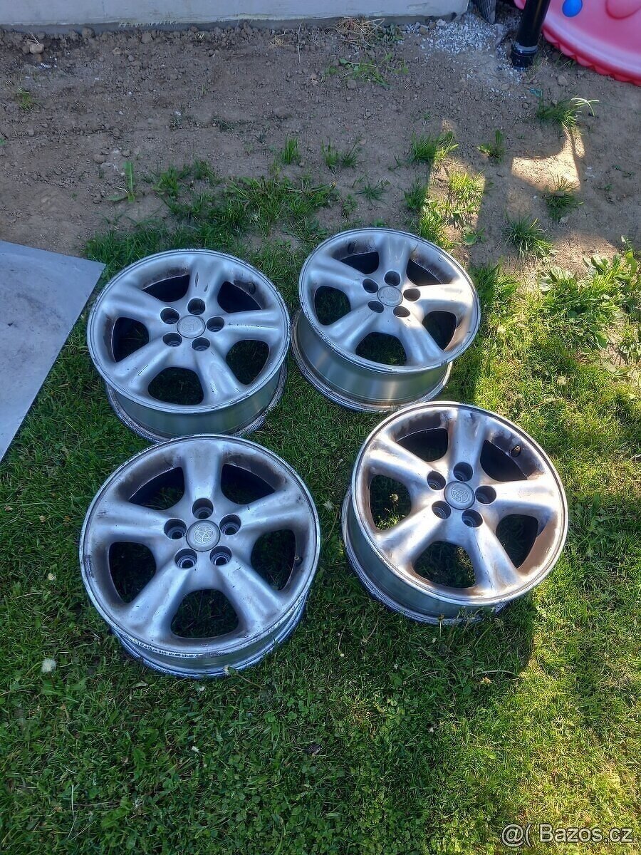 5x114,3 r15 alu kola toyota 5x114,3r15
