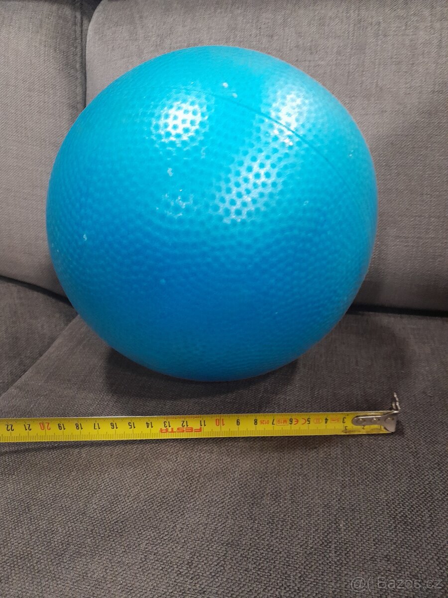 Balón na rehabilitaci,posilovani