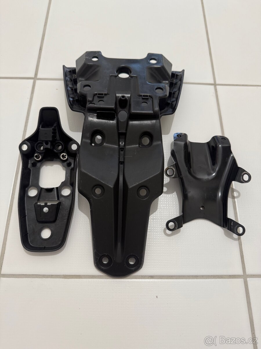 Yamaha Tenere 700 držák RZ
