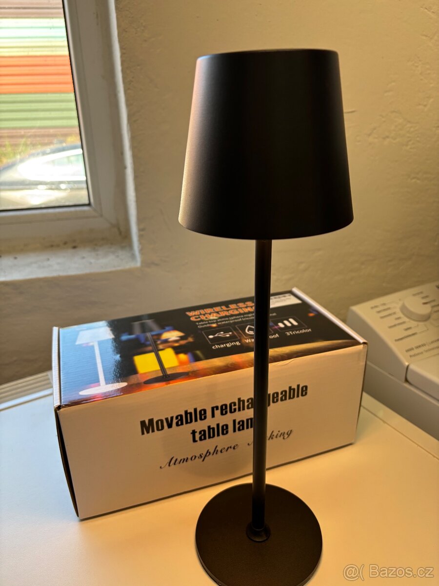 Dotyková led lampa