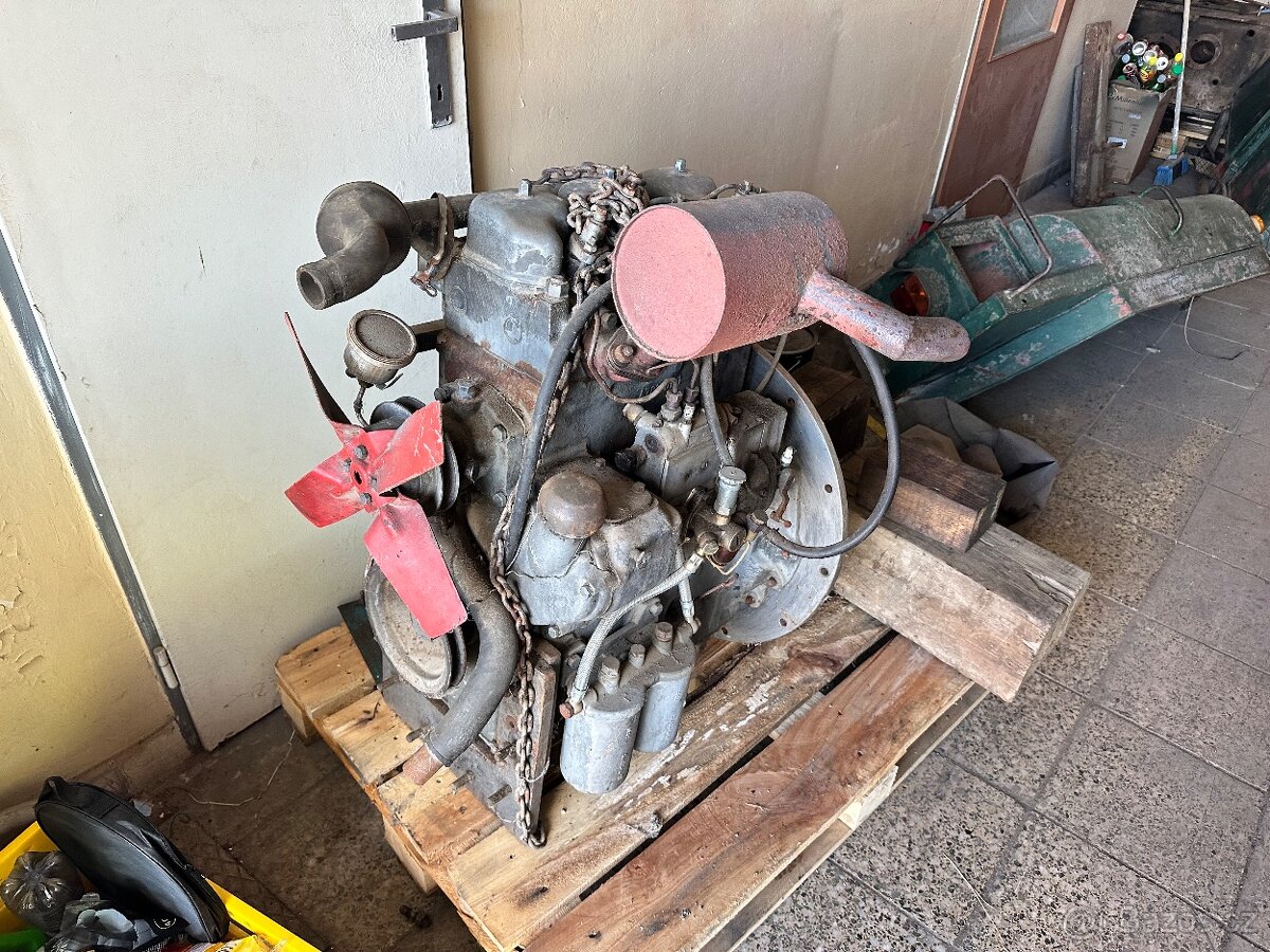 Motor Zetor uloženka