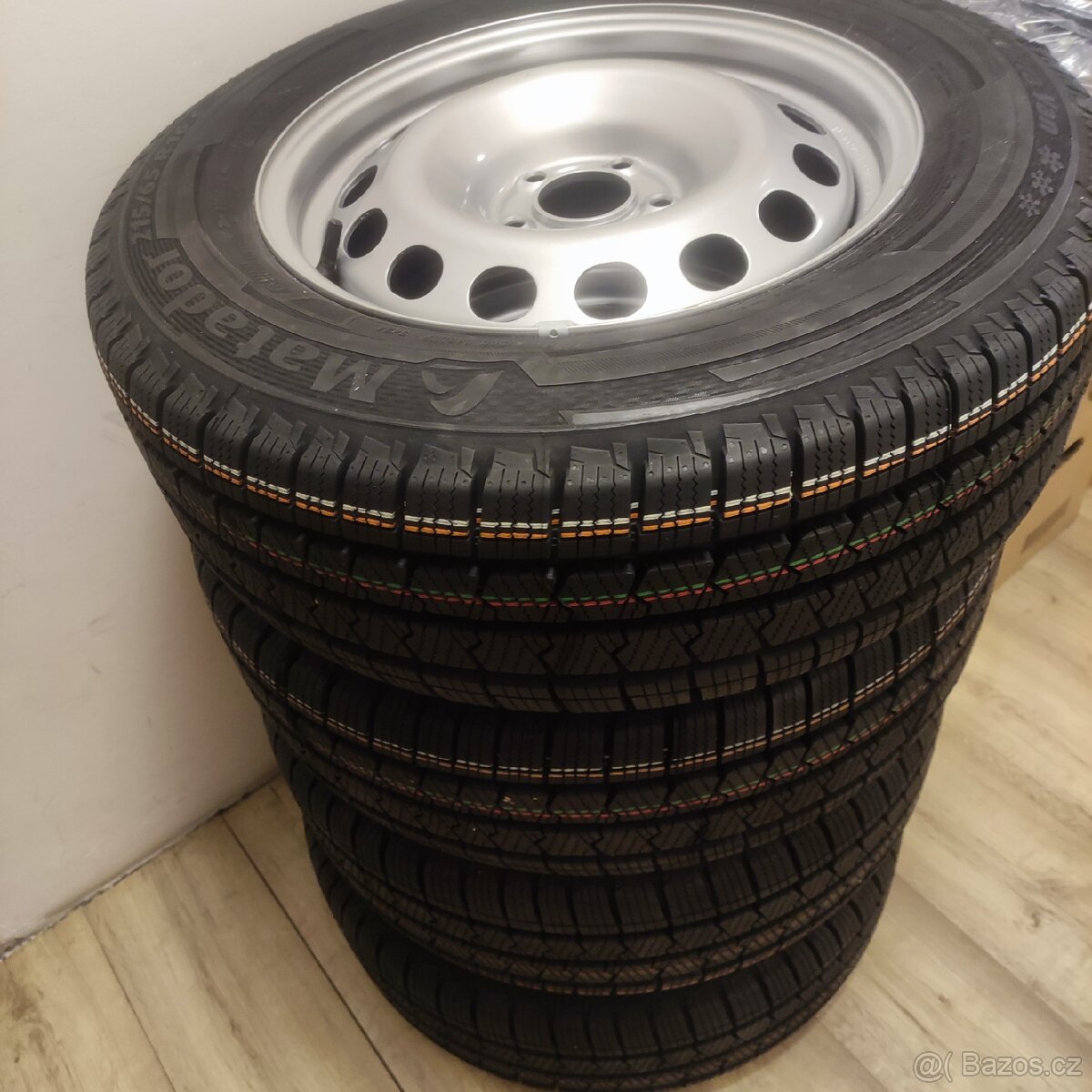 Nové komplet zimní kola 215/65 R16C