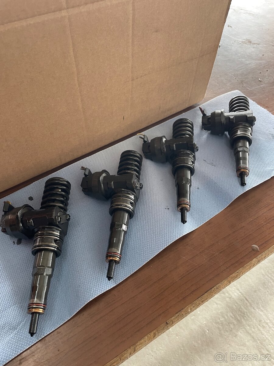 Sada vstřikovačů 1,9tdi 77kw 038130073BN