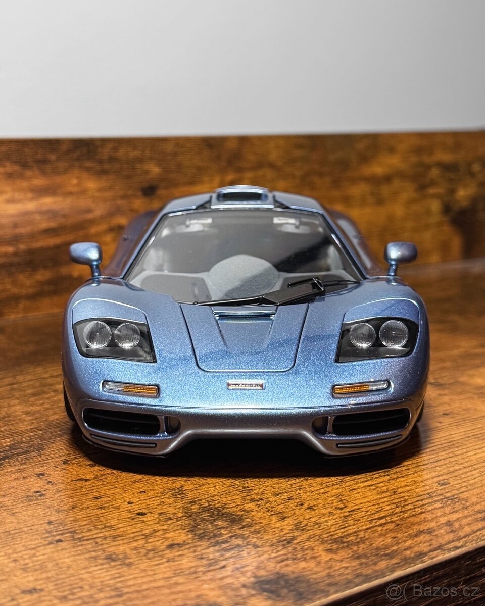 LCD Models - McLaren F1, Ice Blue, 1:18